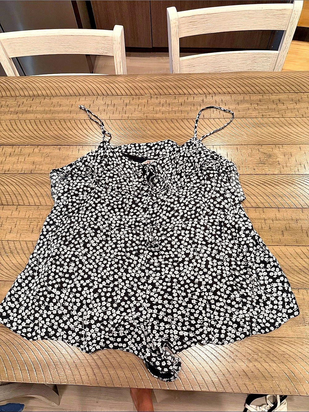 Showpo Floral Camisole in Black & White Size Medium